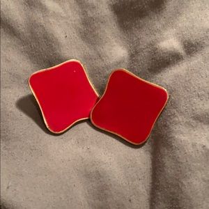Square post earrings m